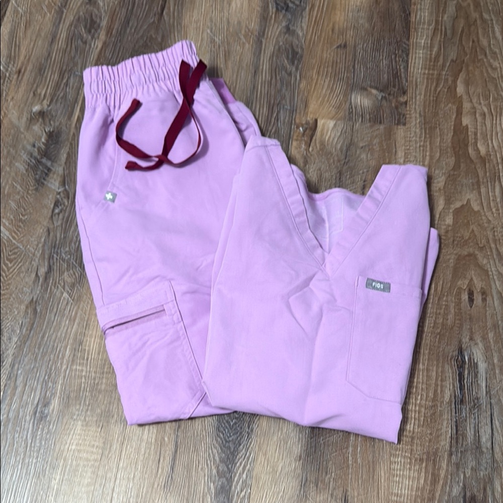 FIGS SCRUBS